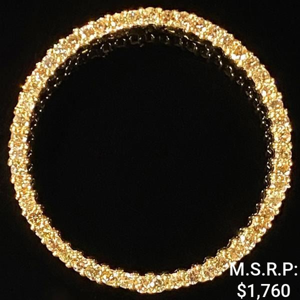 2.5 DWT 10 KT Gold Circle Pendant w/ Diamond