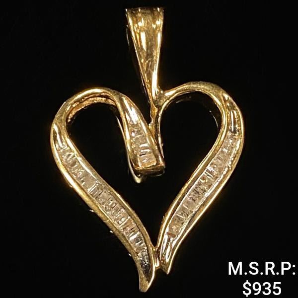 1.4 DWT 10 KT Gold Heart Pendant w/ Diamond