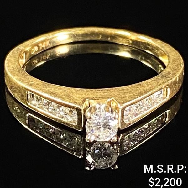 2.2 DWT 14 KT Gold w/ Diamond Ring Sz: 8.5