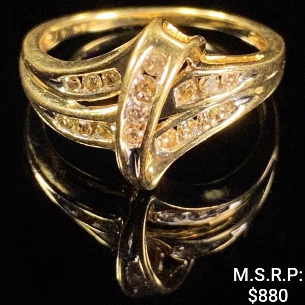 1.8 DWT 10 KT Gold w/ Diamond Ring Sz: 6.5