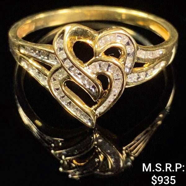1.7 DWT 10 KT Gold Hrts w/ Diamond Ring Sz:10