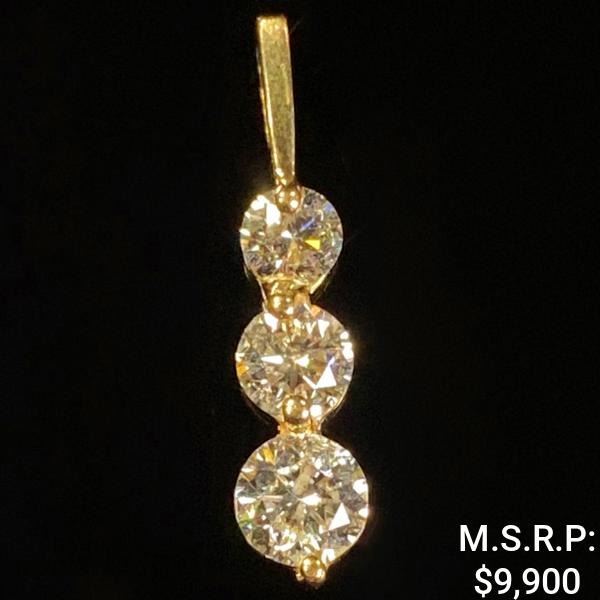 0.9 DWT 14 KT Gold Pendant w/ Diamonds