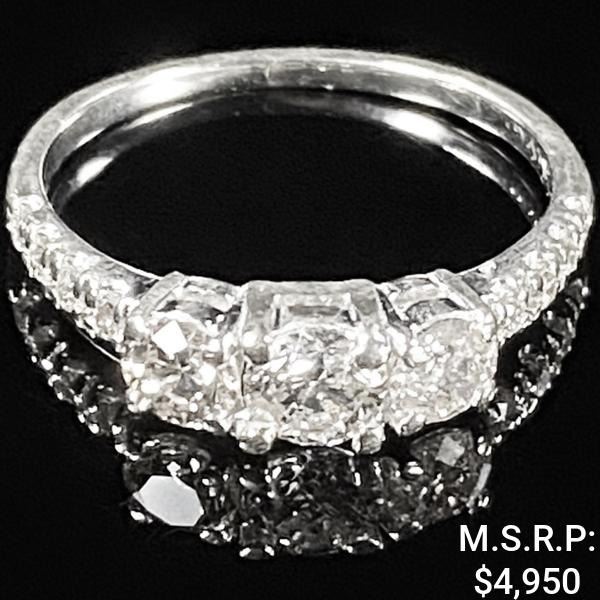 1.3 DWT 10 KT Wht Gold w/ Diamond Ring Sz:7