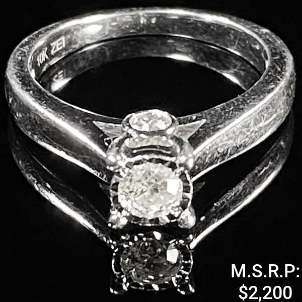 2.5 DWT 10 KT Wht Gold w/ Diamonds Ring Sz: 7
