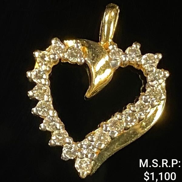 1.5 DWT 10 KT Gold Heart Pendant w/ Diamond