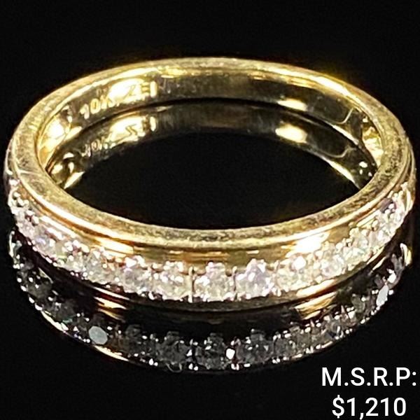 1.3 DWT 10 KT Gold w/ Diamond Ring Sz: 6.5