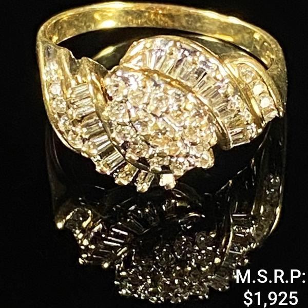 3 DWT 10 KT Gold w/ Diamond Ring Sz: 9