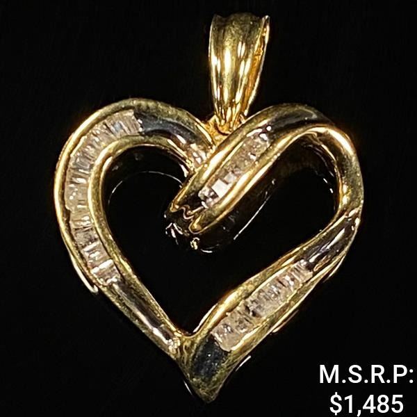 2.1 DWT 10 KT Gold Heart Pendant w/ Diamond