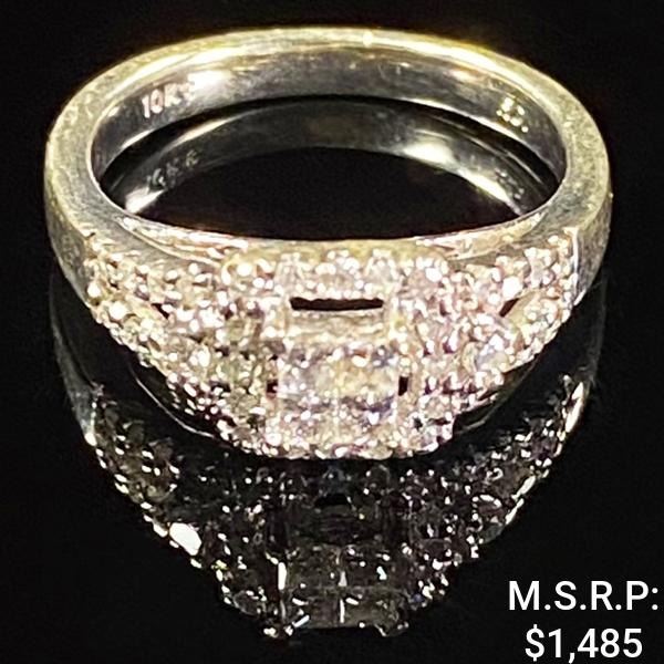 1.8 DWT 10 KT Wht Gold w/ Diamond Ring Sz:3.5