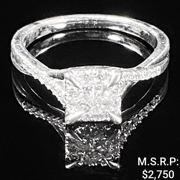 2.2 DWT 10 KT Wht Gold w/ Diamond Ring Sz:7