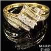 Image 1 : 1.7 DWT 10 KT Gold w/ Diamond Ring Sz: 5.5