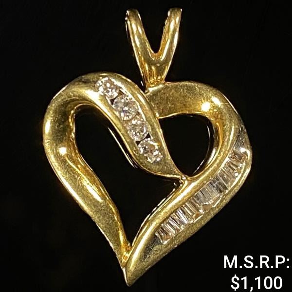 1.4 DWT 10 KT Gold Heart Pendant w/ Diamond