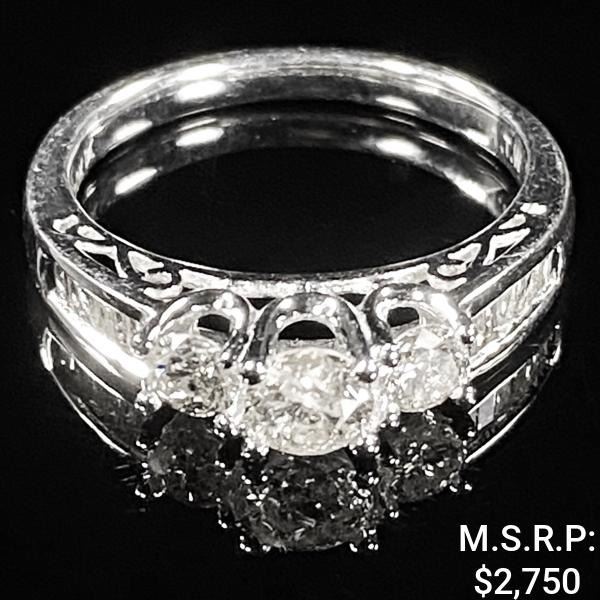 1.9 DWT 10 KT Wht Gold w/ Diamond Ring Sz:7