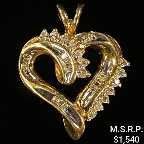 2.4 DWT 10 KT Gold Heart Pendant w/ Diamond