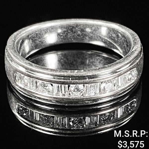 4.6 DWT 10 KT Wht Gold w/ Diamond Ring Sz:9.5