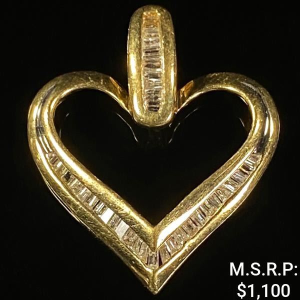 1.3 DWT 10 KT Gold Heart Pendant w/ Diamond