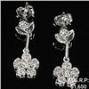 Image 1 : 1.3 DWT 14 KT Wht Gold w/ Diamonds Earrings