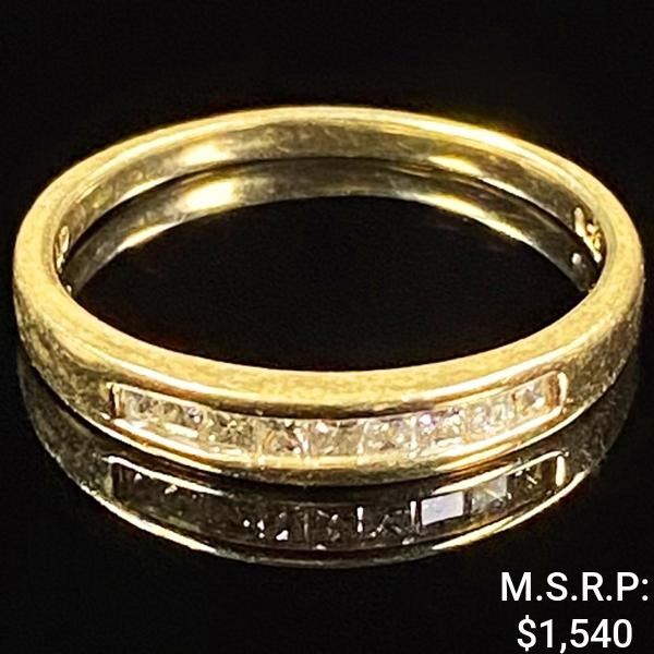 1.5 DWT 14 KT Gold w/ Diamond Ring Sz: 8