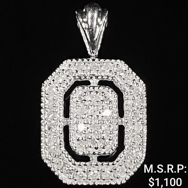 1.6 DWT 10 KT Wht Gold Pendant w/ Diamond Lining