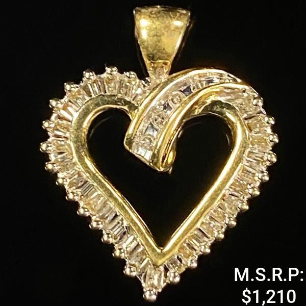1.3 DWT 10 KT Gold Heart Pendant w/ Diamond