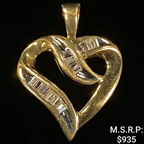 1.1 DWT 10 KT Gold Heart Pendant w/ Diamond