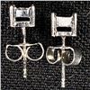 Image 2 : 0.7 DWT 14 KT Wht Gold w/ Diamonds Earrings