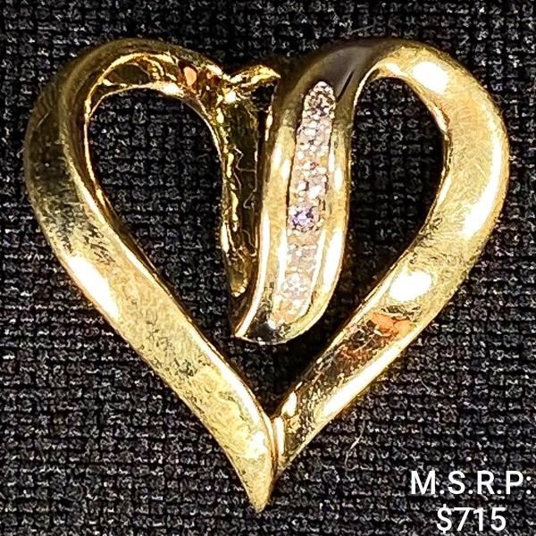 1.2 DWT 10 KT Gold Heart Pendant w/ Diamond