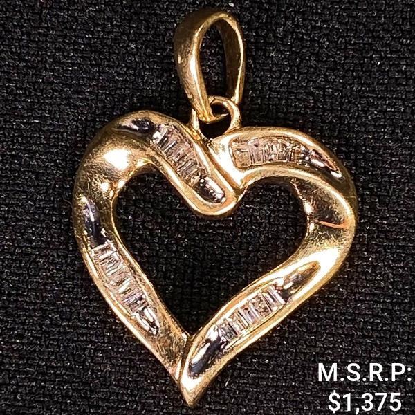 1.7 DWT 10 KT Gold Heart Pendant w/ Diamond