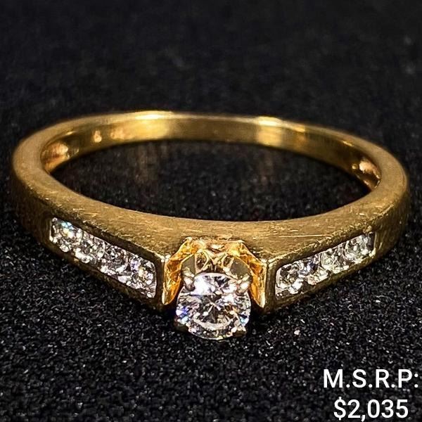 2 DWT 14 KT Gold w/ Diamond Ring Sz: 9
