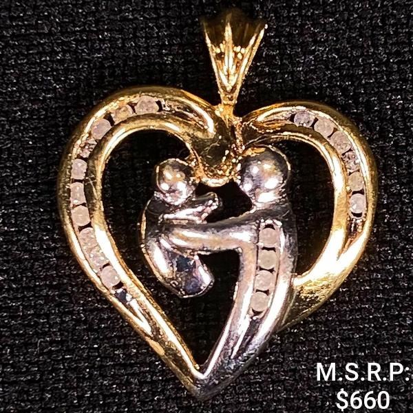 0.9 DWT 10 KT Gold Heart Mom Pendant w/ Diamond