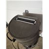 Image 2 : Rain Barrel & Stand
