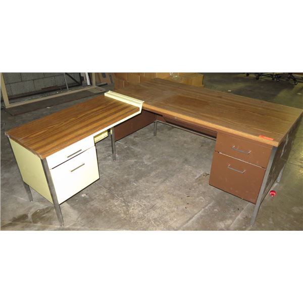 Metal "L" Shaped Desk w/ 4 Drawers 60"x68"x29"H