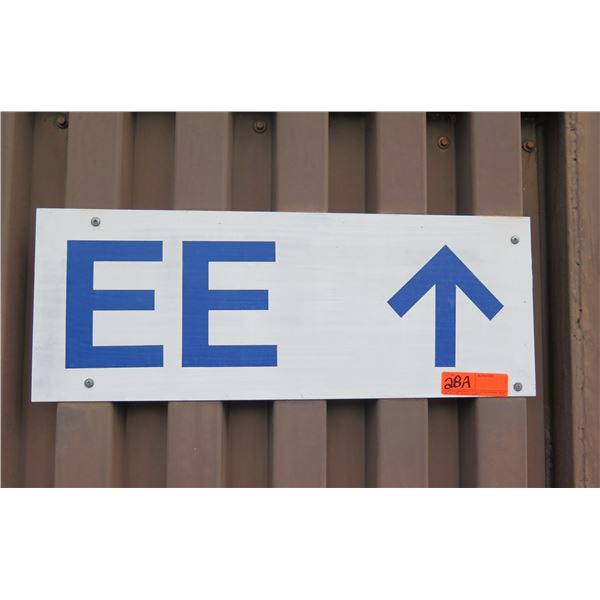 Section EE Sign w/ Arrow 24