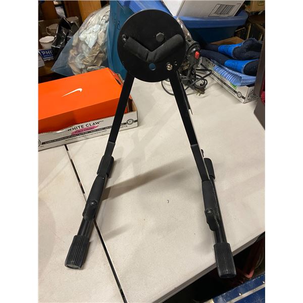 Guitar stand