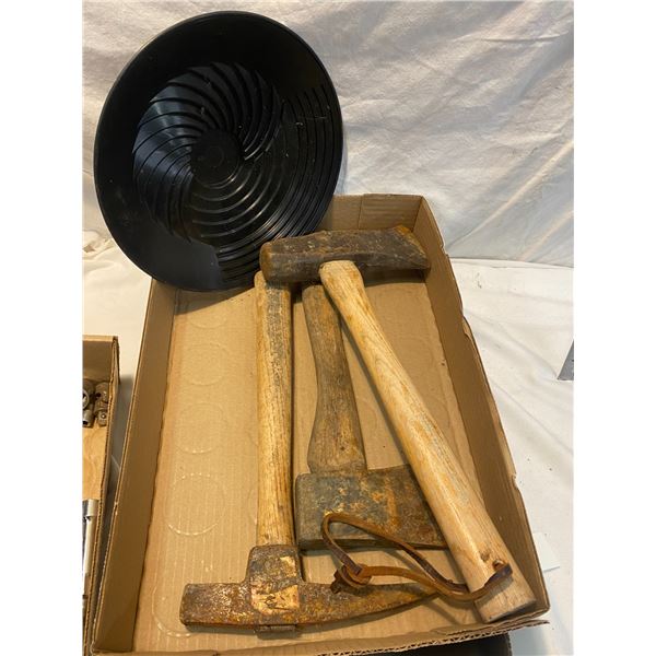 Turbo pan and axes