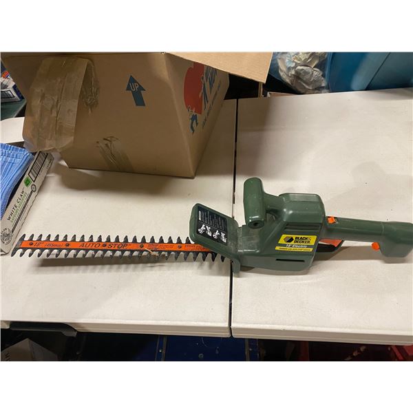 Hedge trimmer