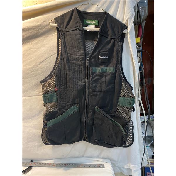 Remington m-l adjustable vest