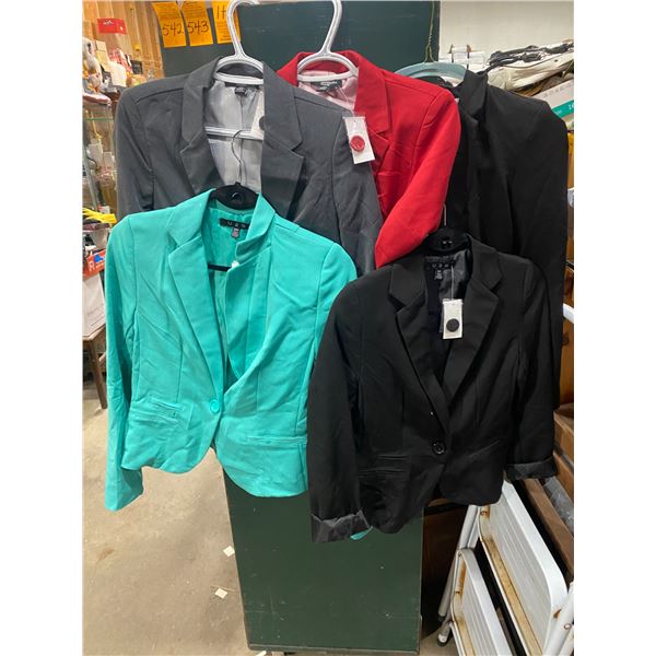NWT size small tops