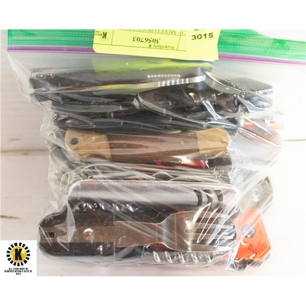 BAG OF MIXED POCKET KNIVES