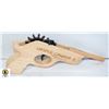 Image 1 : JASPER CANADA PISTOL HANDMADE DECOR