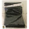 Image 1 : 4 PROFESSIONAL HAIR CUTTING CAPES,82INCH BY 50