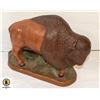 Image 1 : BISON STATUEÿ