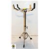 Image 1 : CHROME DRUM STAND