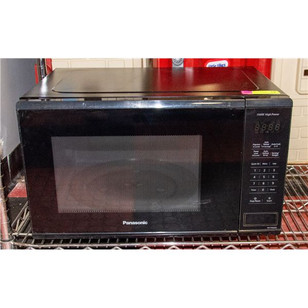 PANASONIC 1100 WATT BLACK MICROWAVE