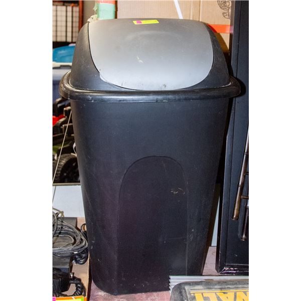 LARGE SWING TOP WASTE BASKET 30L WITH LID