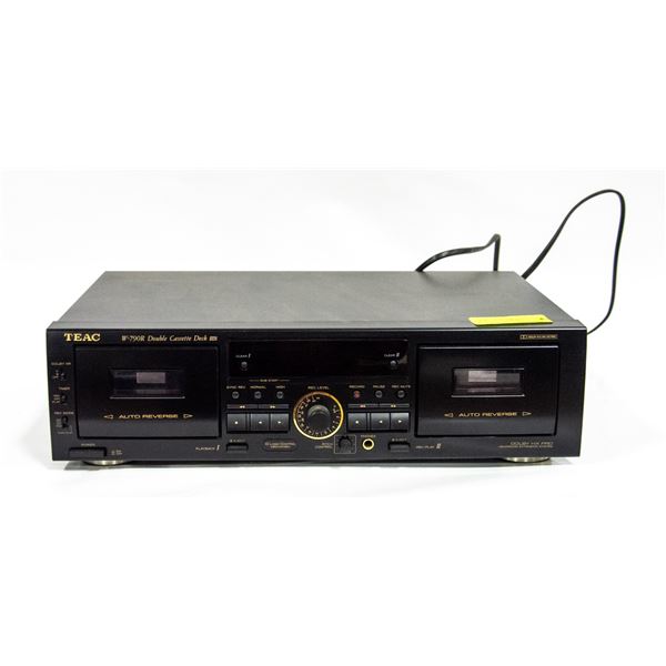 TEAC W-790R CASSETTE DECK