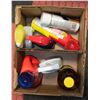 Image 1 : BOX WITH HOUSEHOLD PRODUCTS INCL. TIDE