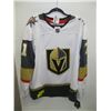 Image 1 : WILLIAM KARLSSON SIGNED VEGAS GOLDEN KNIGHTS JERSEY - SZ L