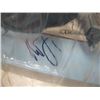 Image 2 : ROBERTO LUONGO NHL SIGNED FIGURINE (VANCOUVER CANUCKS)