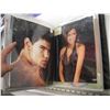 Image 8 : BINDER OF TWILIGHT SIGNED PHOTOS